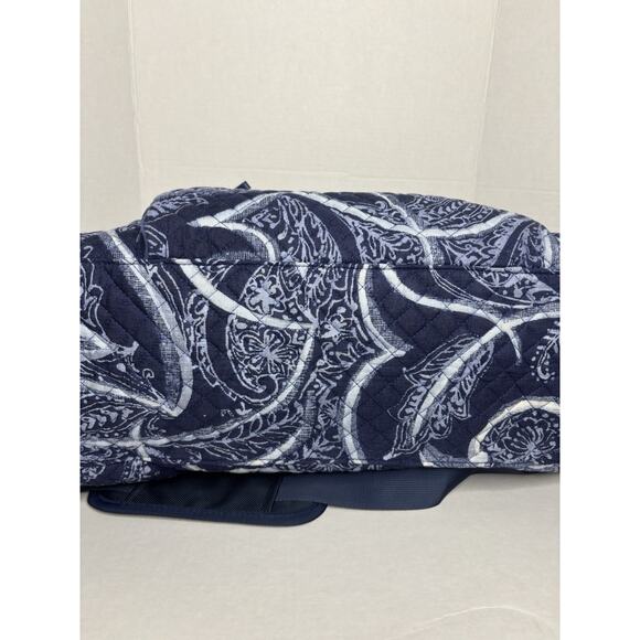 Vera Bradley Women’s Quilted Cotton Paisley Weekender Duffle Gym Bag - Picture 8 of 9